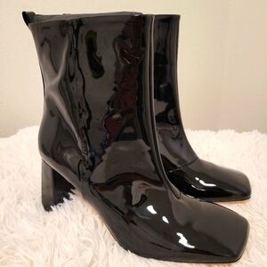 Good American Black Patent Boots NWT SOLD